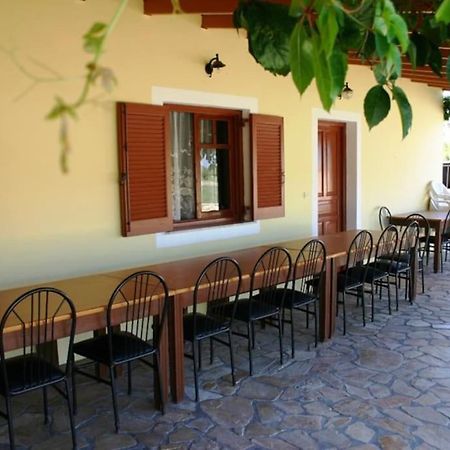 Villa Fondas Roda Экстерьер фото